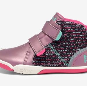 Plae MAX sneakers high top size 12